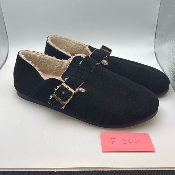 CUSHIONAIRE Women's Nest Genuine Suede Slip-On Shoe SIZE 11 BLACK - Picture 1 of 7